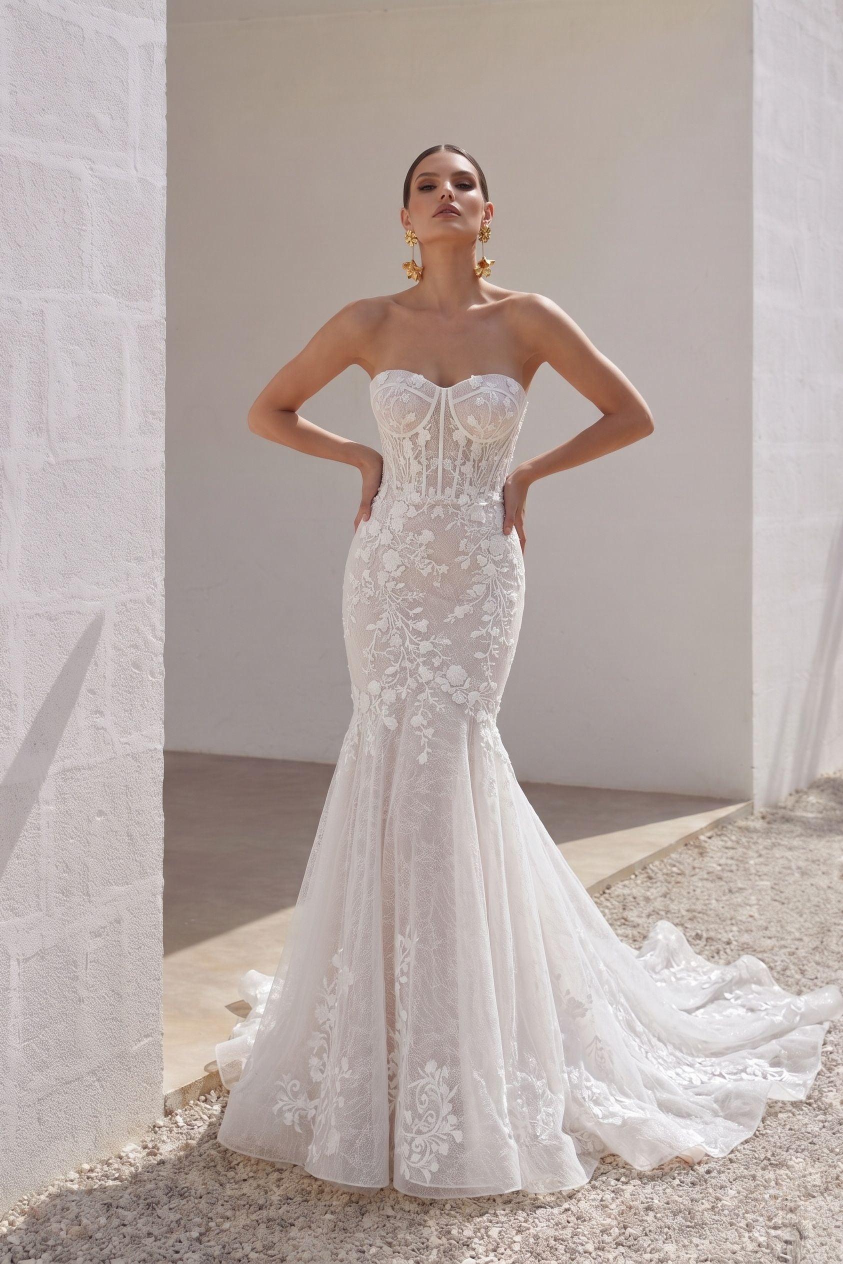 Trumpet-Mermaid Court Train Lace Tulle Wedding Dress CW3275 - 45 Days / As Picture:Ivory/Nude / US0-UK2-EUR30 - COCOMELODY